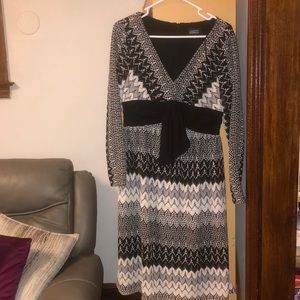 Women’s dress Adrianna Papell